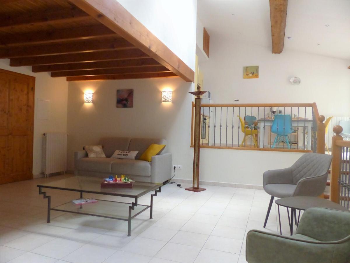Aux Capitelles De Laure Villa Exteriör bild